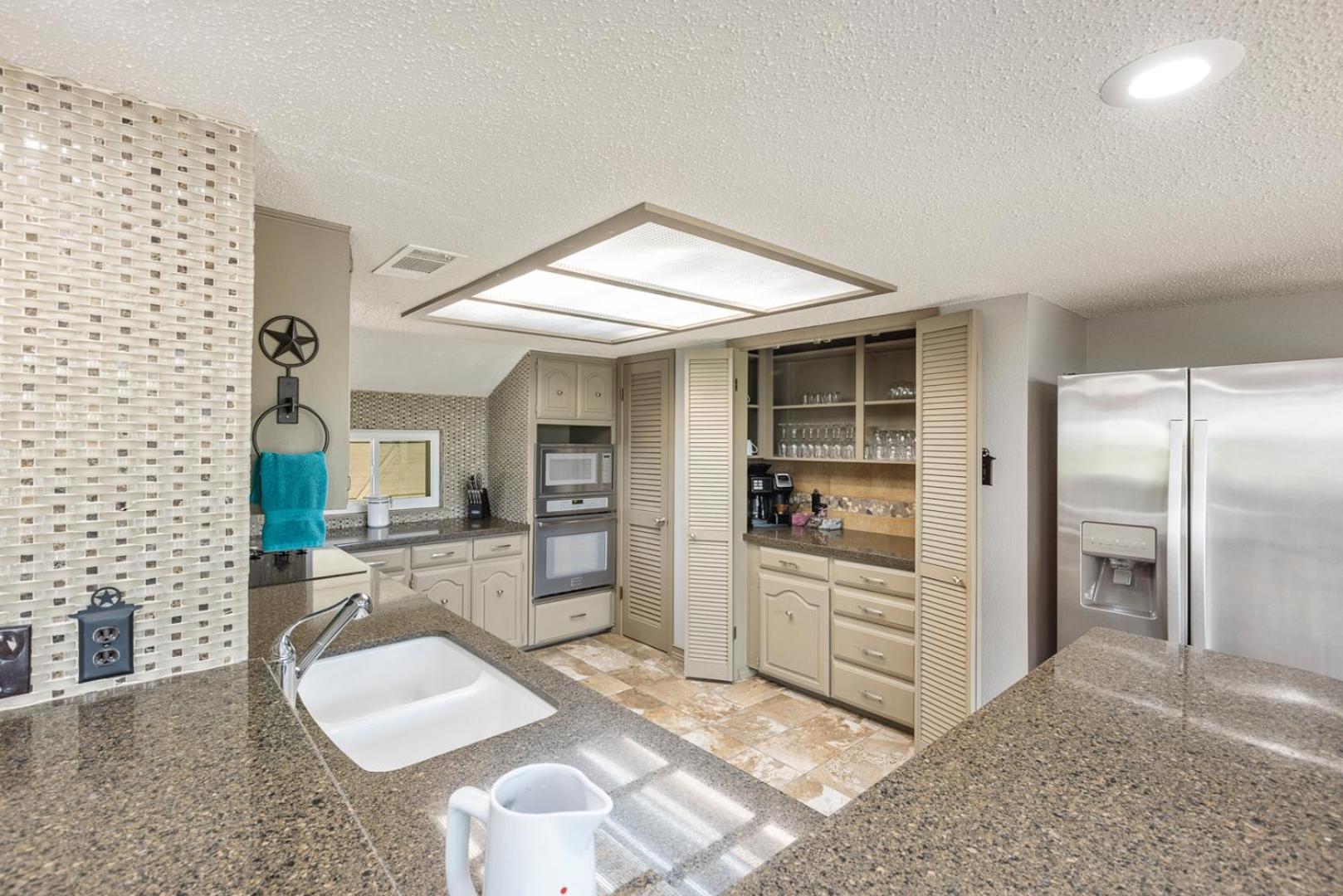 Wine Country Retreat - With A Lake View! Spicewood Extérieur photo